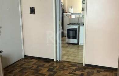 Imagem 2: Porto Alegre - Apartamento Padrão - Santo Antonio