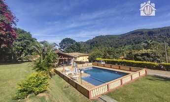 Imagem: Linda chácara com 5 dormitórios, piscina