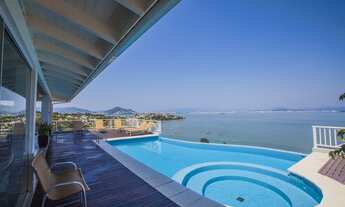 Imagem: Casa para aluguel e venda. Com 757 metros