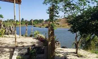 Imagem: Terreno na beira da lagoa do Icaraí