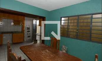 Imagem 6: Casa para Aluguel - Jardim Samambaia, 3 Quartos, 250 m2