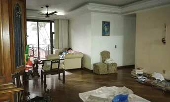 Imagem 2: Apartamento para aluguel e venda possui 129 metros quadrados com 4 quartos