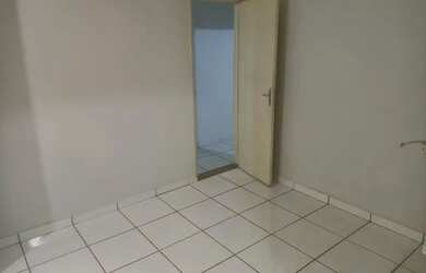 Imagem 2: CASA 4 QUARTOS SENDO 1 SUÍTE LAJOTADA QUINTAL AMPLO PROX AO CARREFOUR AV T-9 OPORTUNIDADE