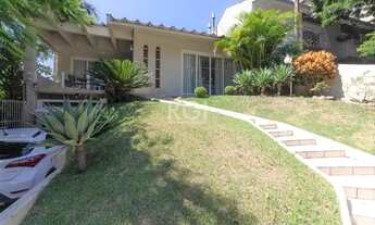 Imagem 2: Casa para Venda - 281m², 3 dormitórios, sendo 2 suites, 5 vagas - Menino Deus