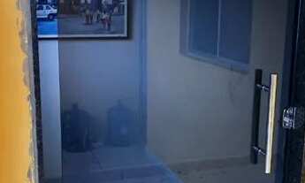 Imagem 4: Casa para ALUGAR E VENDER possui 90 metros quadrados com 3 quartos em Santo Antônio - Car