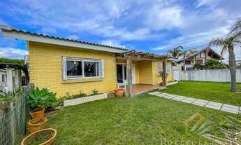 Imagem 3: Casa e Sobrado de 4 dormitórios à Venda - Xangri-lá