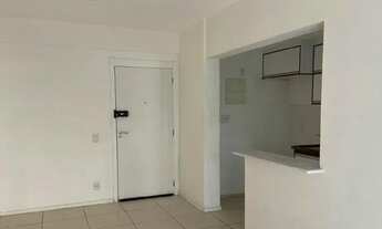 Imagem 3: Apartamento para venda tem 52 metros quadrados com 2 quartos em Del Castilho - Rio de Jane