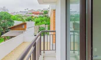 Imagem 4: APARTAMENTO COM 2 SUÍTES COM SACADA E 2 VAGAS DE GARAGEM NO BAIRRO CARVOEIRA, EM FLORIANÓP