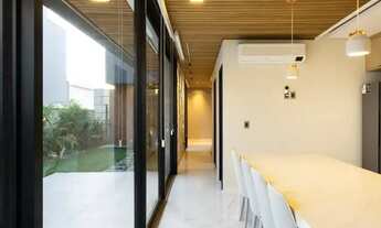 Imagem 3: Sobrado Moderno no Belvedere II 3 Suítes Completo R$ 2.200.000