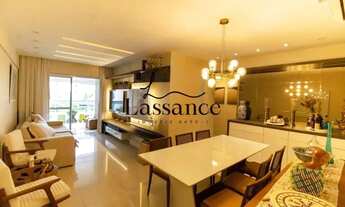 Imagem: Apartamento com 2 Suítes, Vista para Piscina