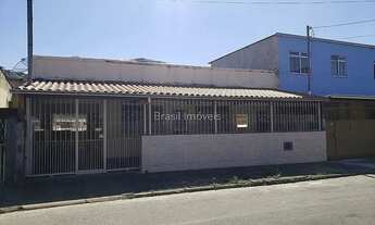 Imagem 2: Casa com 03 quartos com suíte, garagem e quintal