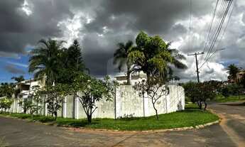 Imagem 2: Área disponível para venda no bairro Jardim Karaíba