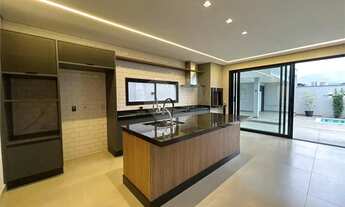 Imagem 5: Casa à venda com 3 quartos, sendo 3 suítes, no condomínio Lago da Boa Vista, Sorocaba - SP