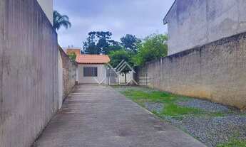 Imagem 2: Casa com 02 dormitórios e quintal amplo