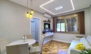 Imagem: Vende-se apartamento reformado com 2 dormitórios