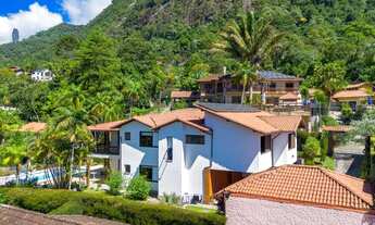 Imagem 2: Casa com 6 quartos em condomínio no Comary, Teresópolis/RJ