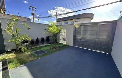 Imagem 3: Casa para Venda em Goiânia, Residencial Canadá, 3 dormitórios, 1 suíte, 3 banheiros, 2 vag