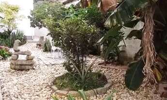 Imagem 6: Coloninha casa 2 pisos a pouca distância do Estádio do Figueirense