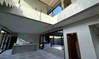 Imagem 2: Oportunidade - Casa Sobrado Condomínio - Bairro Floresta - Condomínio Reserva Aruanã - 4 S