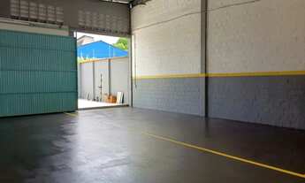 Imagem 2: Galpão para Venda em Camaçari, PoloPlast, 1 banheiro