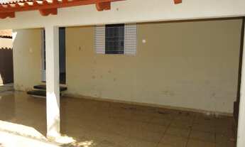 Imagem 2: Casa disponível para aluguel, contendo 3 quartos, no bairro Ouro Fino