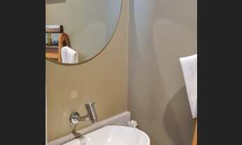 Imagem 3: Apartamento para venda possui 70 metros quadrados com 2 quartos em Ipanema - Rio de Janeir