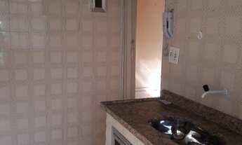 Imagem 6: Apartamento em Vista Alegre, (Condomínio Fechado), 01 Quarto, Sala etc