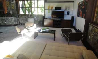 Imagem 7: Belíssima propriedade com nascente e lago