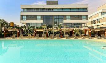 Imagem 2: Apartamento para aluguel e venda possui 197 metros quadrados com 3 quartos.