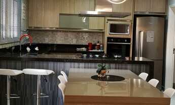 Imagem 2: Casa de condomínio para venda tem 173 metros quadrados com 3 quartos