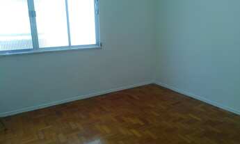 Imagem 4: Apartamento com excelente localização