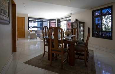 Imagem 2: Apartamento 202m2 4 quartos, sendo 02 suítes com closet e duas semisuítes, 04 vagas