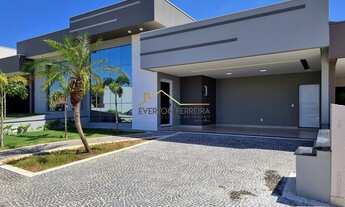 Imagem 3: Linda Casa Diferenciada 3 Suítes, sendo 1 Master c/Closet, Piscina, Armários Planejados To