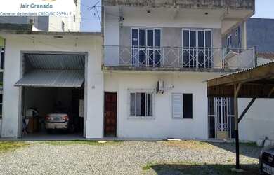 Imagem 2: Casa de dois andares em Balneário Camboriú