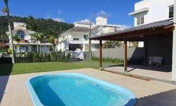 Imagem 2: Casa com 3 dormitórios em Jurerê - Florianópolis SC