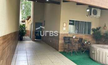 Imagem 2: Térrea para venda tem 134 metros quadrados com 2 quartos em Setor Castro's - Senador