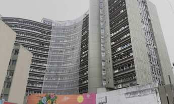 Imagem 1: Sala comercial para aluguel em andar alto bem localizado no Centro de Florianópolis