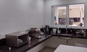 Imagem 5: Casa de condomínio para venda com 260 metros quadrados com 4 quartos