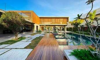 Imagem 5: Casa de condomínio para venda possui 1624 metros quadrados com 6 quartos