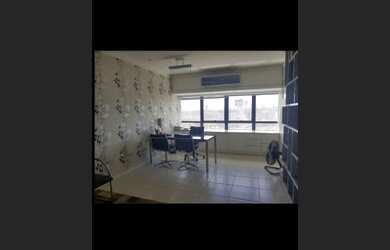 Imagem 2: Sala empresarial mobiliada, 50 m2, em excelente localização no Caminho das Árvores