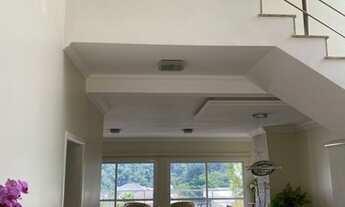 Imagem: Casa de condomínio sobrado para venda possui