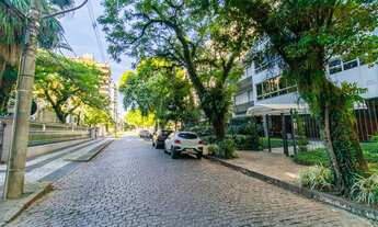 Imagem 2: More em uma das rua mas lindas do bairro Moinhos de Vento!!!