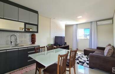 Imagem 2: Apartamento para Venda em Joinville, Iririú, 2 dormitórios, 1 banheiro, 2 vagas