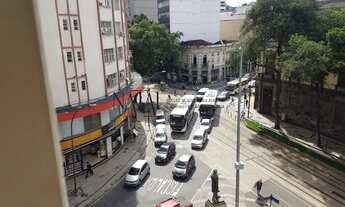 Imagem: SALA COMERCIAL - CENTRO - R$ 700,00