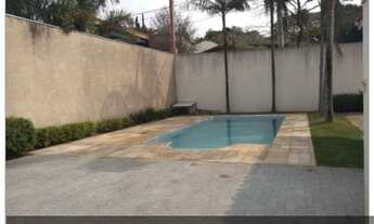 Imagem 6: Casa de condomínio para aluguel possui 700 metros quadrados com 4 quartos