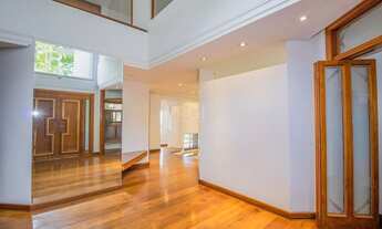 Imagem 5: Casa com Piscina, 4 dormitórios, Vista para o Guaíba, em Vila Assunção - Porto Alegre - RS