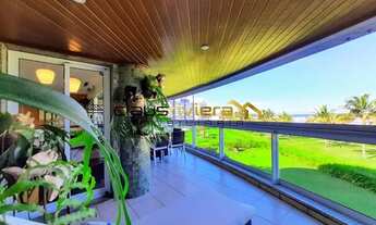 Imagem 2: Disponível para Réveillon 2022/23! Lindo Pé na Areia Frontal para Locação Temporada na Riv