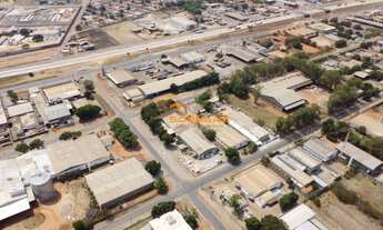 Imagem 7: Barracão com área total de 5000m², sento 1200m² área privativa