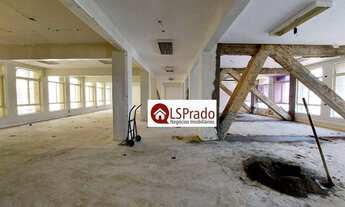 Imagem 7: Conjunto comercial ao lado do metro São Bento