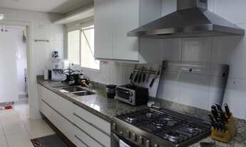 Imagem 4: Apartamento para aluguel possui 163 metros quadrados com 3 quartos em Campo Belo - São Pau